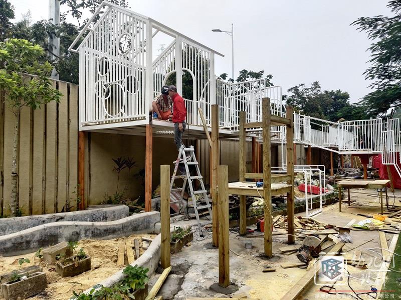 性價比最高大型玩具安裝，戶外玩具施工現(xiàn)場（鴻景華庭幼兒園）