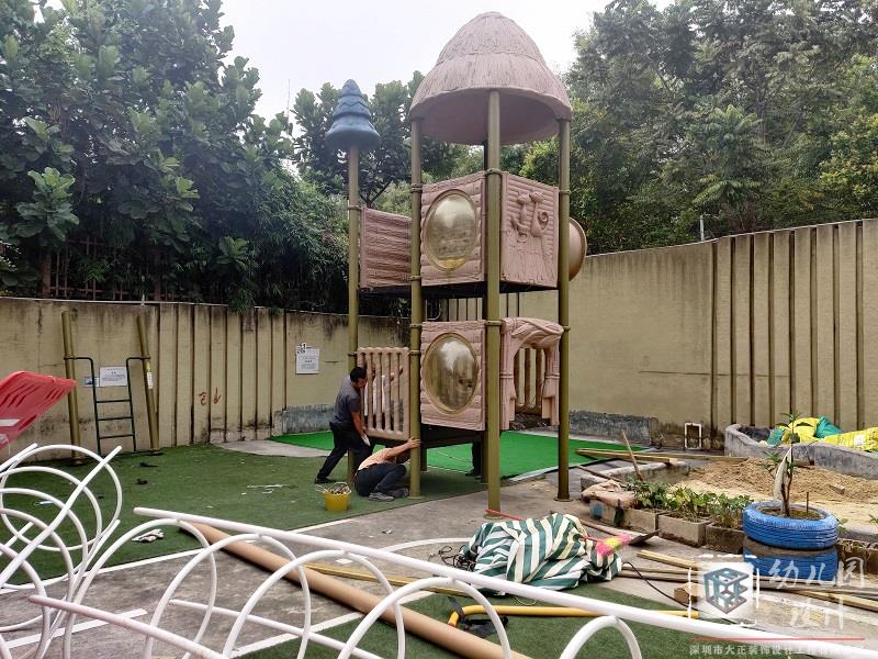 性價比最高大型玩具安裝，戶外玩具施工現(xiàn)場（鴻景華庭幼兒園）