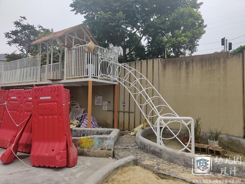 性價比最高大型玩具安裝，戶外玩具施工現(xiàn)場（鴻景華庭幼兒園）