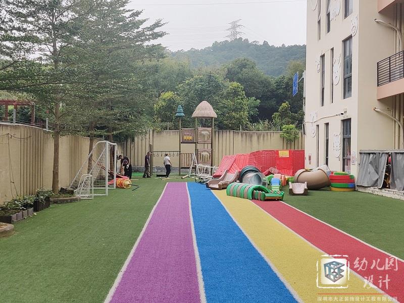 性價比最高大型玩具安裝，戶外玩具施工現(xiàn)場（鴻景華庭幼兒園）