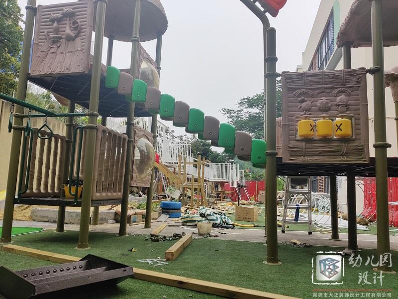 性價比最高大型玩具安裝，戶外玩具施工現(xiàn)場（鴻景華庭幼兒園）